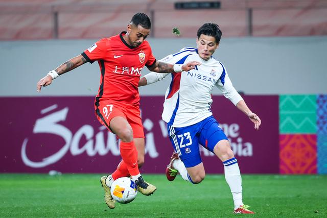 澳客网页版-包含在上海海港赛场上演亚冠,进球,引发教练席炸锅的词条