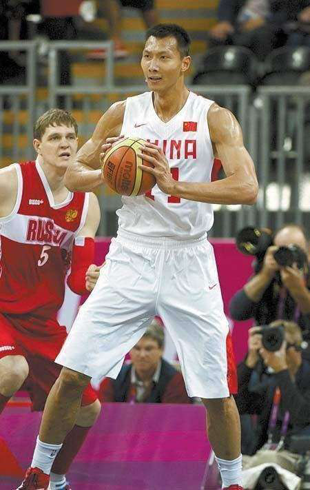 澳客下载-香港男篮球员表现抢眼，助球队战胜对手