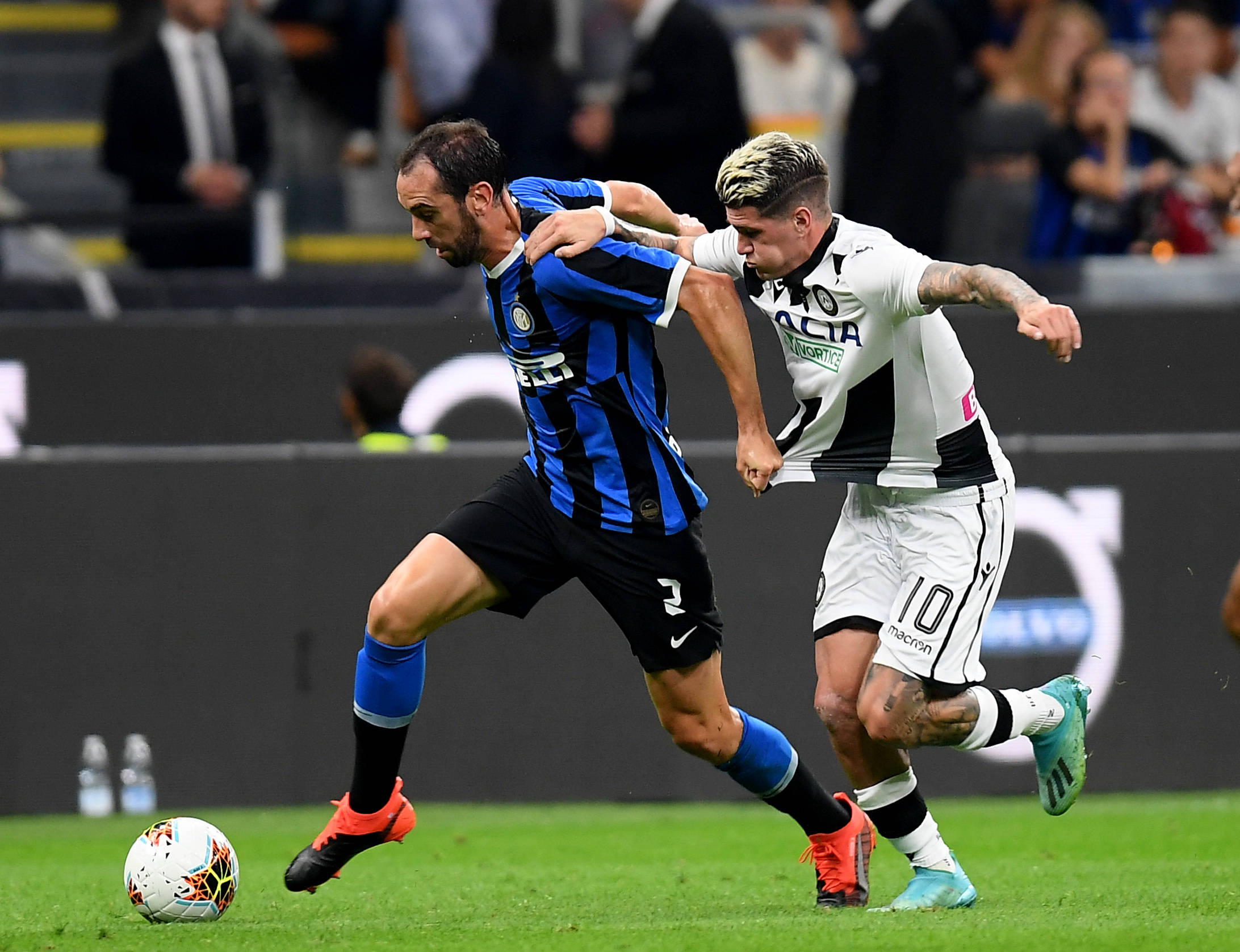 澳客入口-意大利足球巅峰对决:国际米兰完胜对手的简单介绍