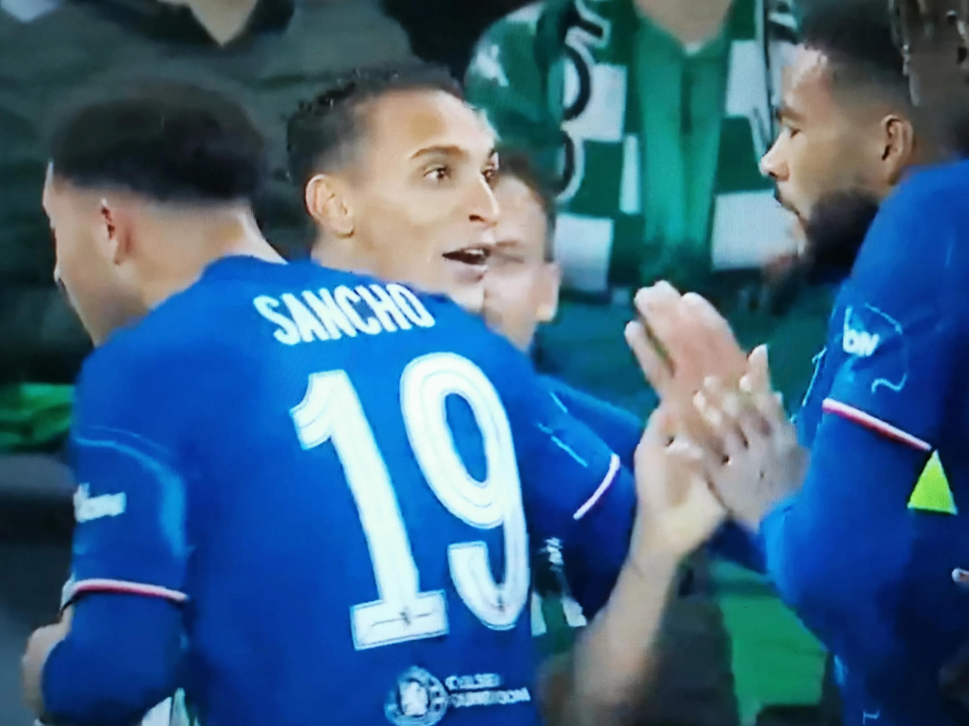 澳客电竞-包含帕尔马大比分击败斯佩齐亚,取得胜利的词条