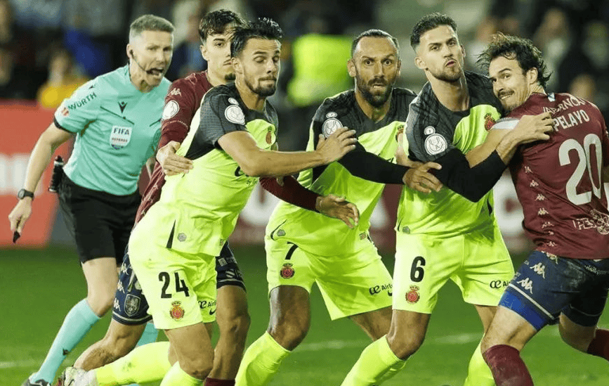 澳客下载-包含皇马战胜巴黎,一鼓作气进入国际冠军联赛半决赛的词条