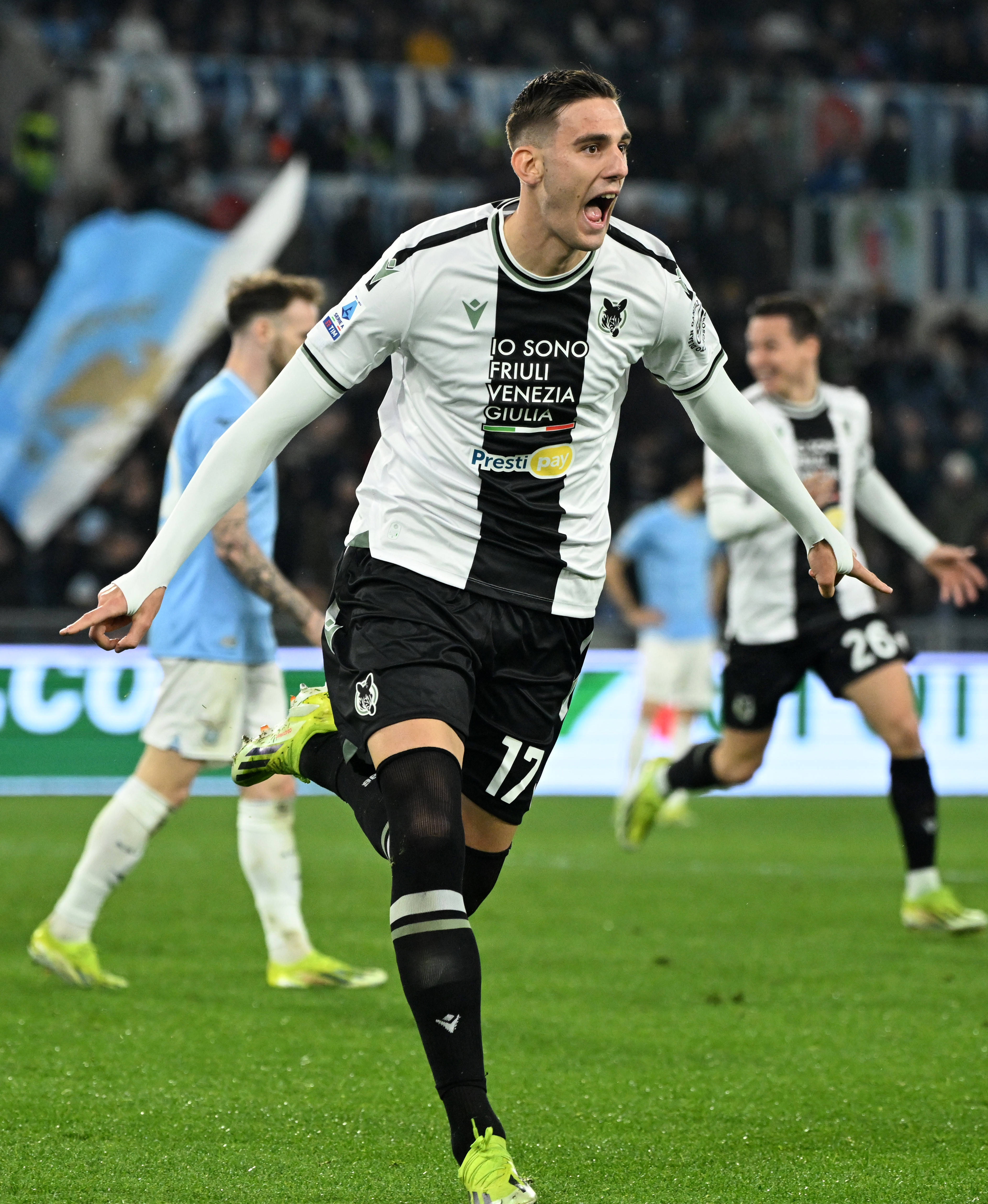 澳客培训-乌迪内斯挑战卡利亚里,全队备战之中