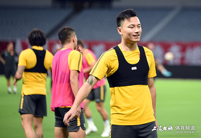 韩国国家队士气高涨，备战国际赛事