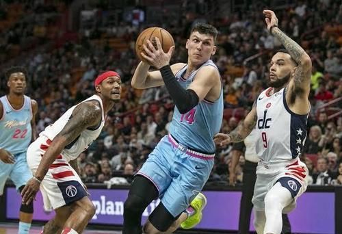 澳客投注-东部强队摆脱低谷，冲击冠军头衔