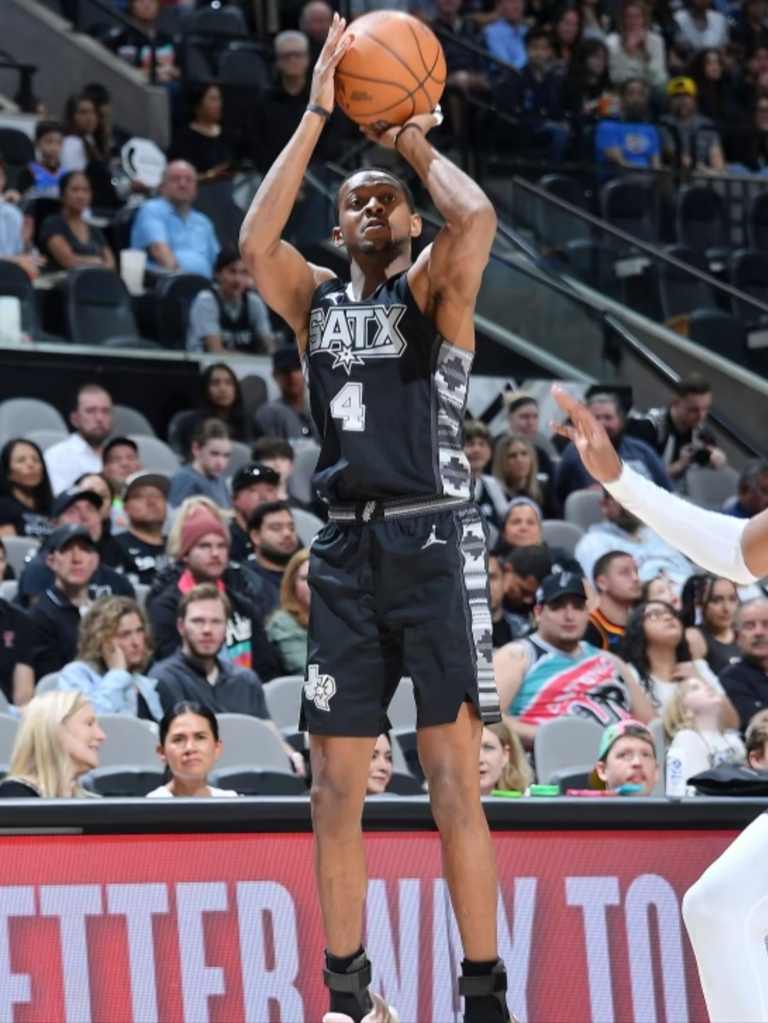 澳客网页版-包含爵士大胜马刺,重回西部前四的词条